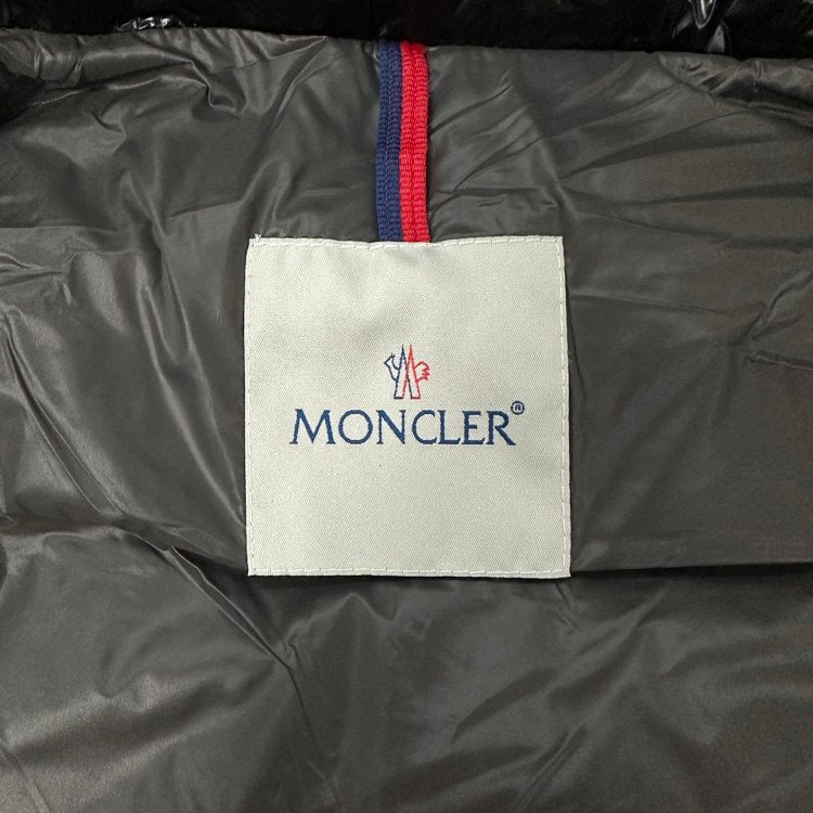 Moncler maya