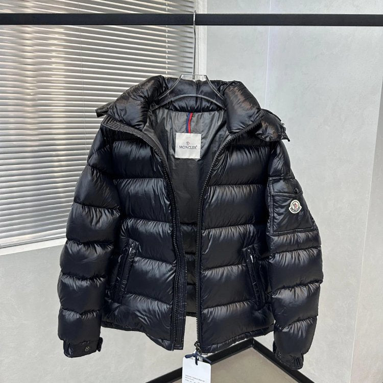Moncler maya