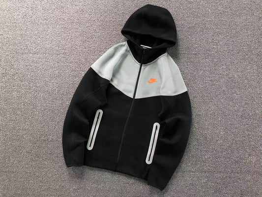 Black Nike Tech Fleece Mix