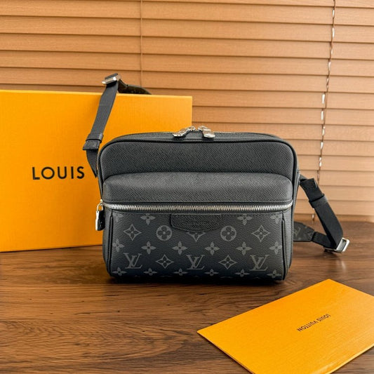 Lv monogram bag