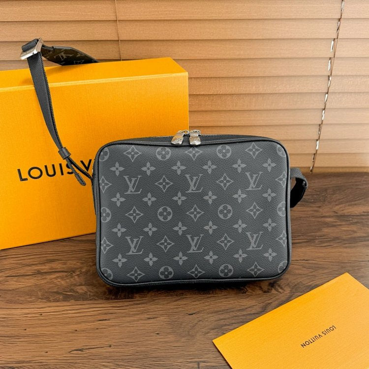 Lv monogram bag