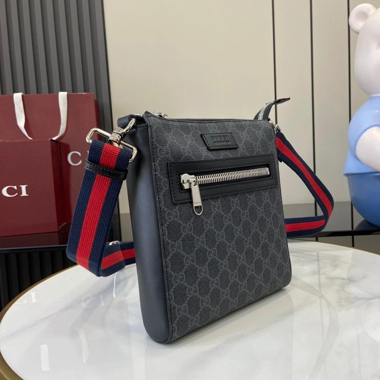 Gucci messenger