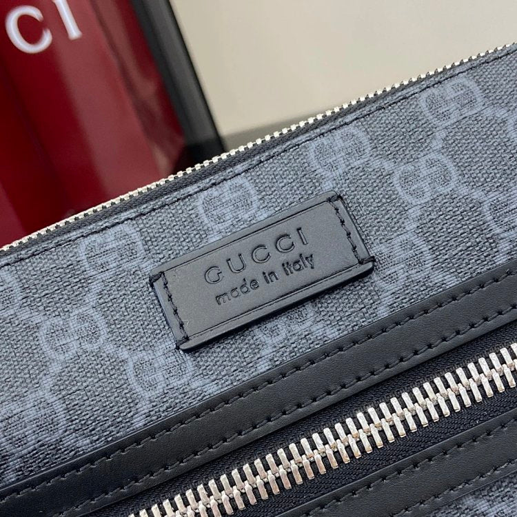 Gucci messenger