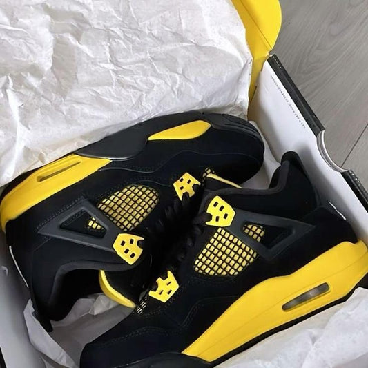 Air Jordan 4