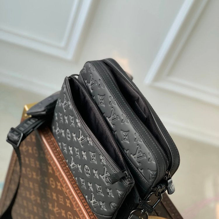 Lv trio bag