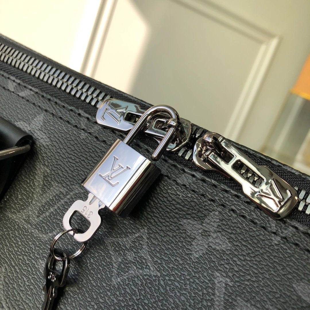 Lv duffle bag