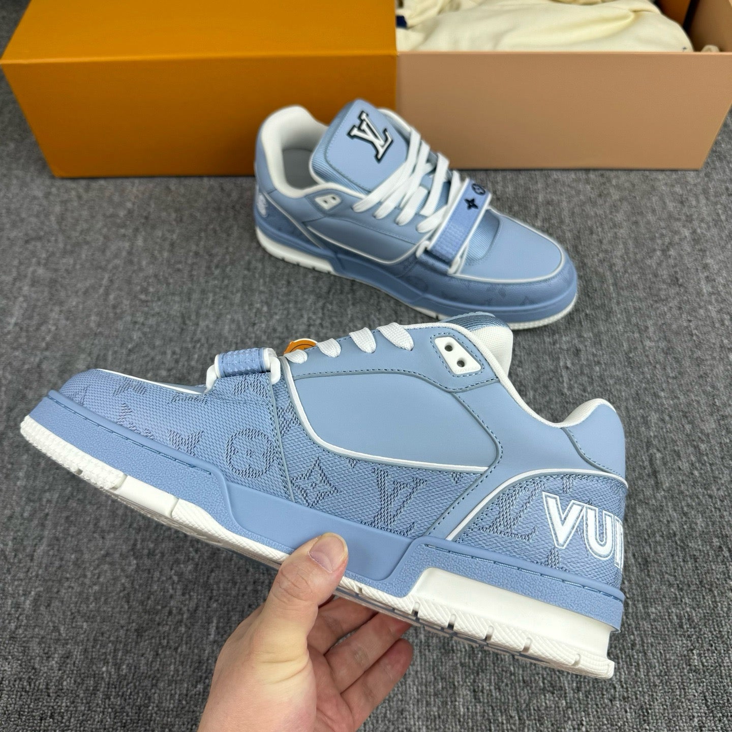 Lv trainer sneakers